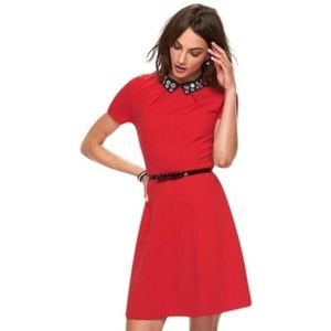 Elle Red Collared Dress (Missing Belt)